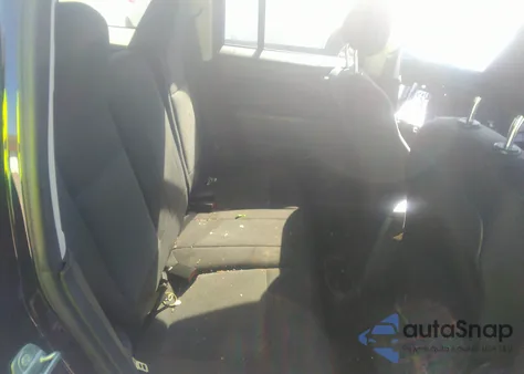 2014 Jeep Patriot Latitude z USA, uszkodzony, nr VIN 1C4NJRFB1ED717281